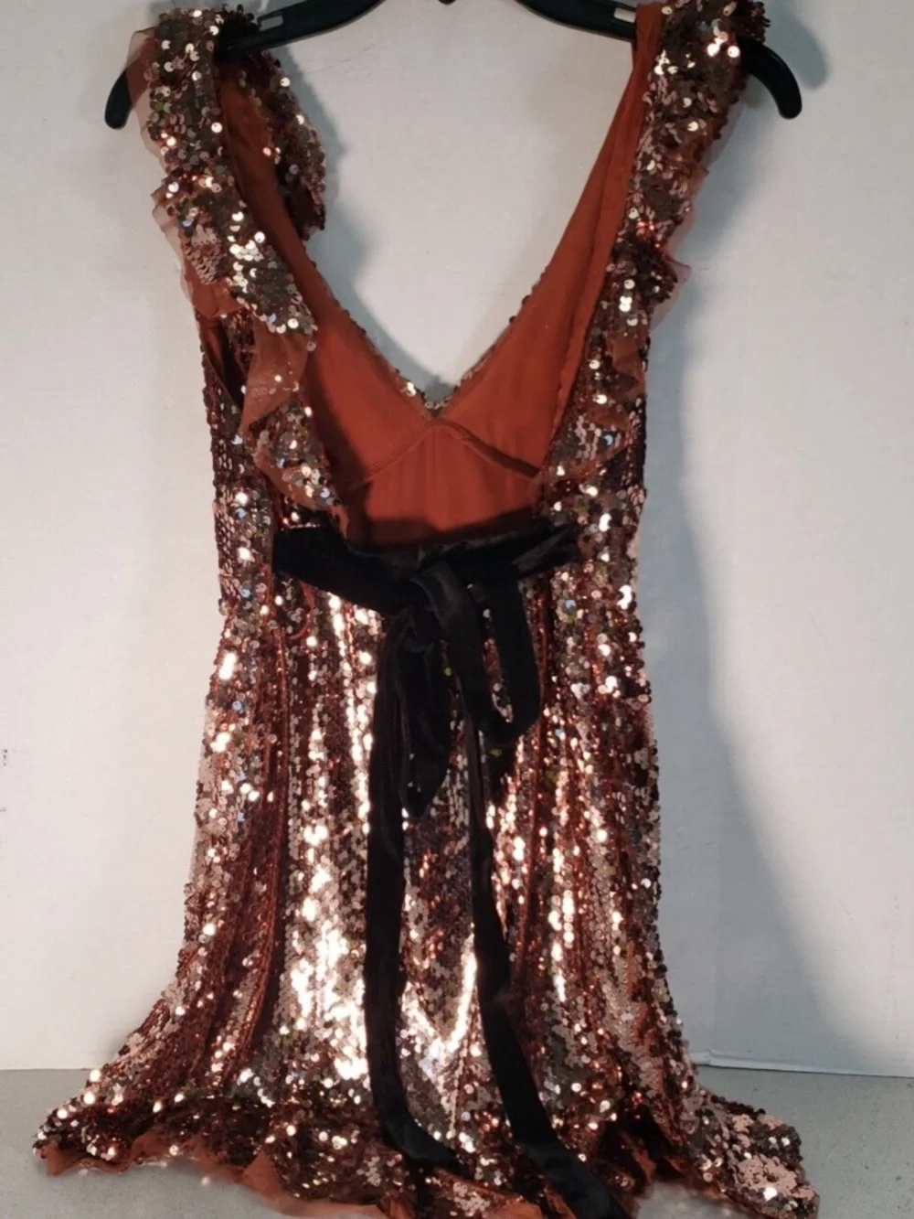 Free People Tribeca Bronze Sequin Ruffle Siren Mini Dress w/Velvet Belt. Sz 8 - Picture 4 of 5